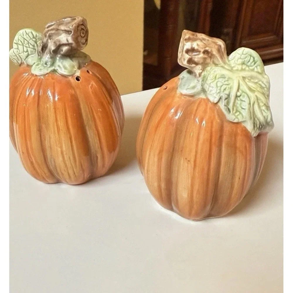 Vintage Pumpkin Fitz and Floyd Salt and Pepper Shakers 1994 Omnibus‎ Retired